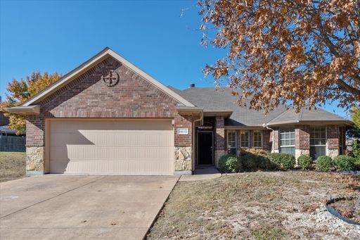 1613 Country Hills Dr - View 1