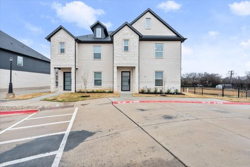 2333 Spring Park Blvd, Arlington, TX 76016