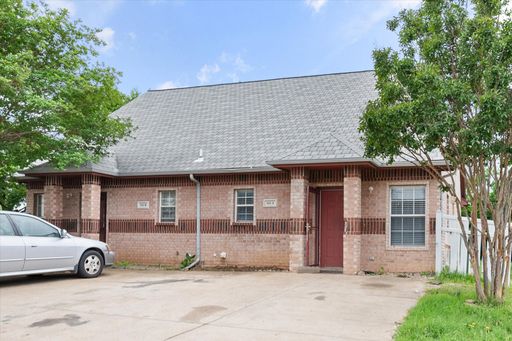 612 Kings Way Dr - Unit A, Mansfield, TX 76063