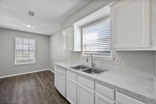 606 Kings Way Drive - Unit C, Mansfield, TX 76063