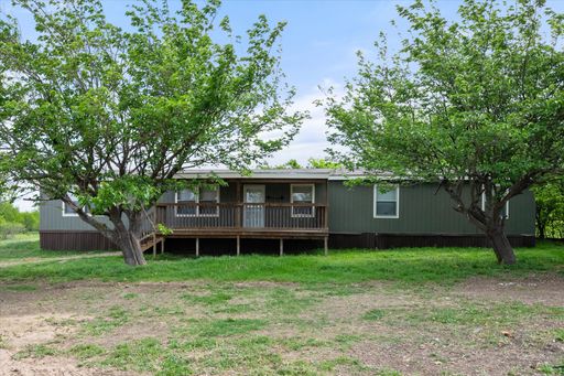 12325 Hudson Drive, Alvarado, TX 76009