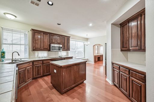 4310 Mulligan Avenue, Mansfield, TX 76063