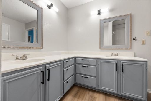 3624 Riverhead Drive, Arlington, TX 76015