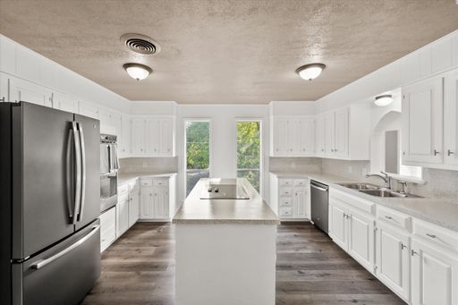 1231 Bow Creek Drive, Duncanville, TX 75116