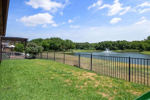 3325 Vista Lake Circle, Mansfield, TX 76063