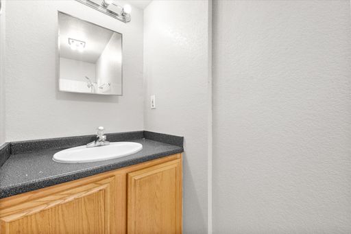 612 Kings Way Dr - Unit A, Mansfield, TX 76063