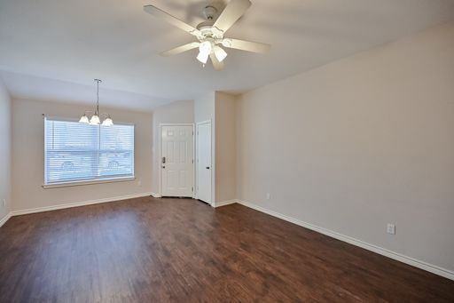 607 Kings Way Dr, Unit B, Mansfield, TX 76063