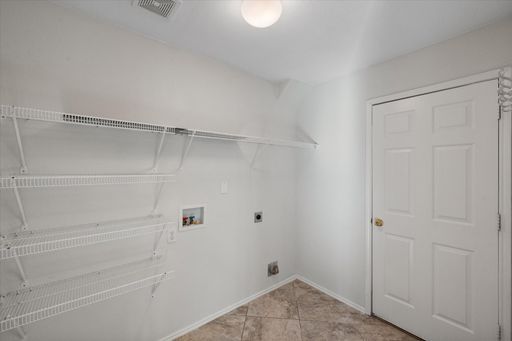 1049 Triple Crown Drive, Fort Worth, TX 76179