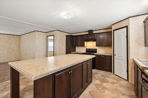 12325 Hudson Drive, Alvarado, TX 76009