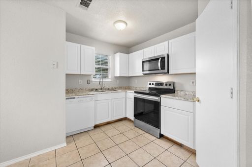 612 Kings Way Dr - Unit A, Mansfield, TX 76063