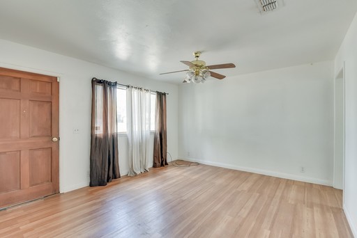 344 NW Renfro St, Burleson, TX 76028