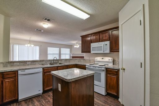 307 Stell Ave., Mansfield, TX 76063