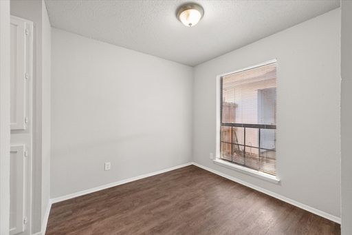 3330 Green Ridge Street, Fort Worth, TX 76133