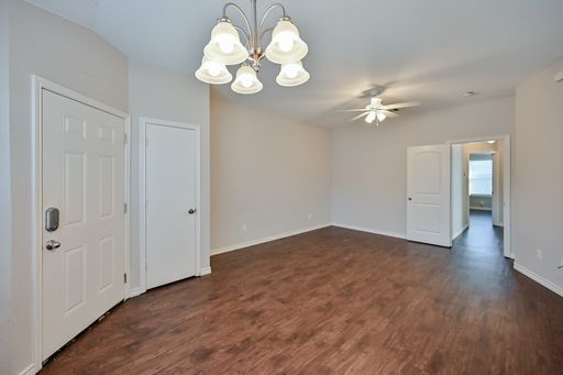 607 Kings Way Dr, Unit B, Mansfield, TX 76063