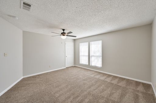 1521 Stratford Dr, Mansfield, TX 76063