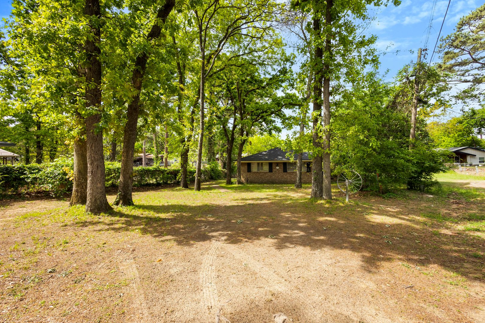 Gun Barrel City House: 111 Island Park Drive