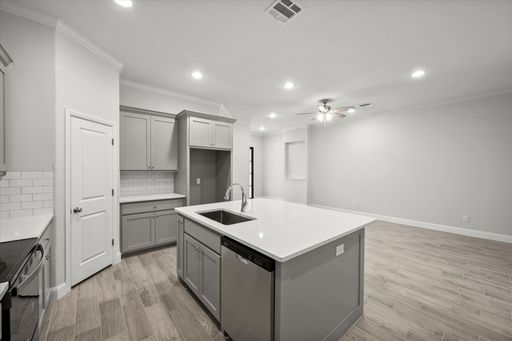 2343 Spring Park Blvd, Arlington, TX 76016