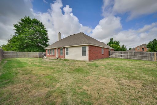 4 Blue Meadow Court, Mansfield, TX 76063