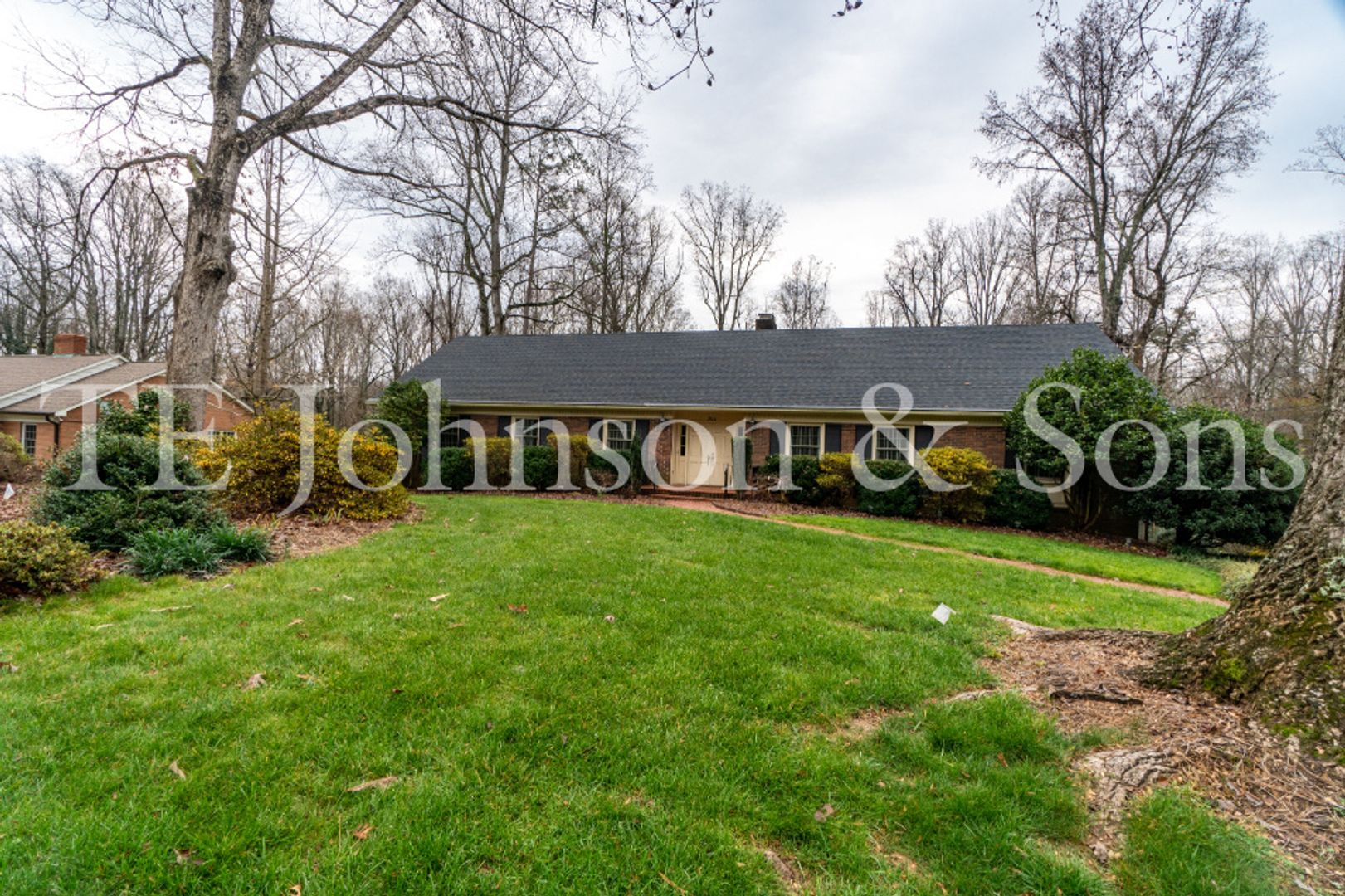 Winston-Salem House: 3520 Kirkless Rd
