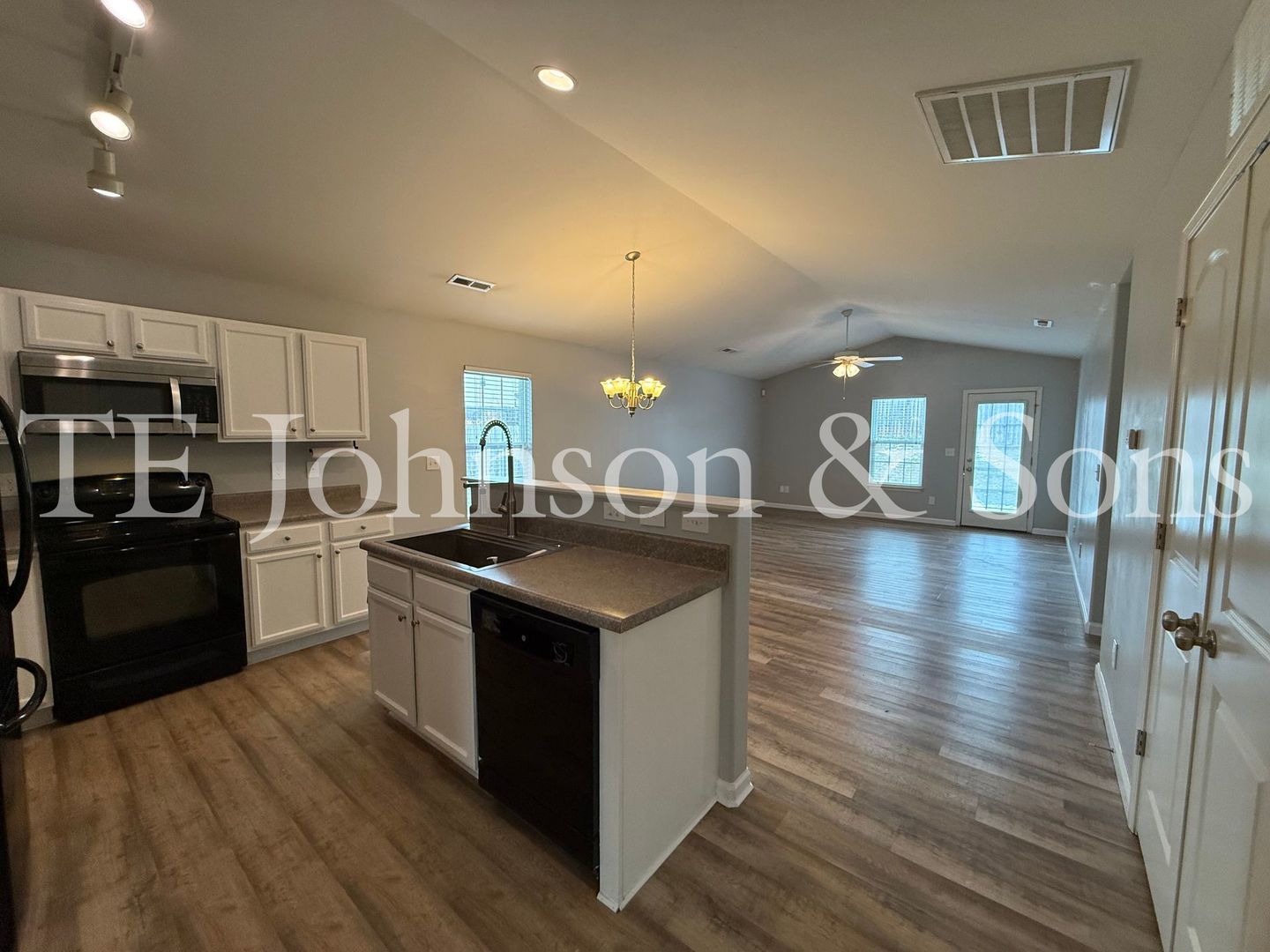 Winston Salem House: 3119 Bushfield Dr