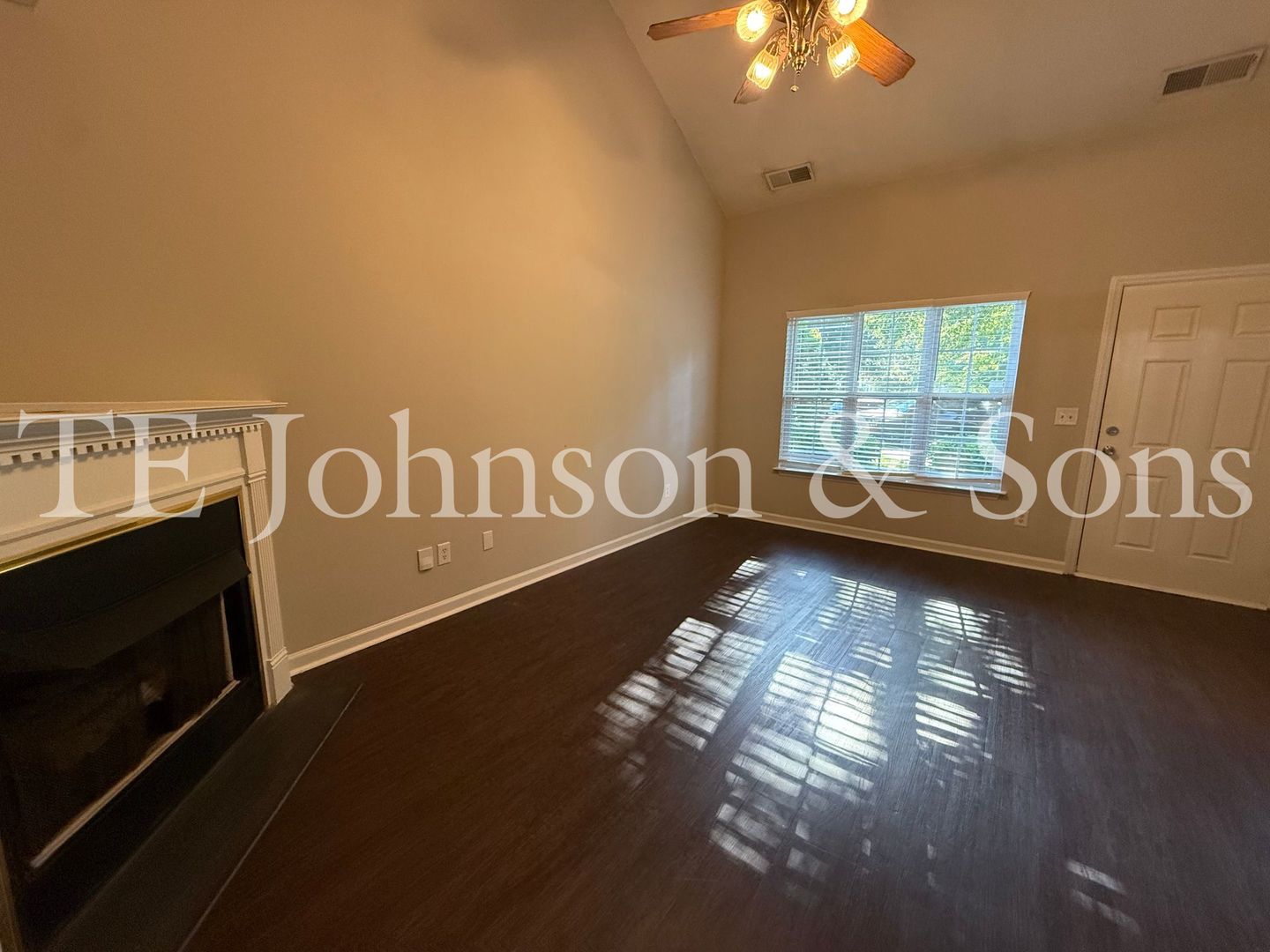 3355 Kensington 3 of 12