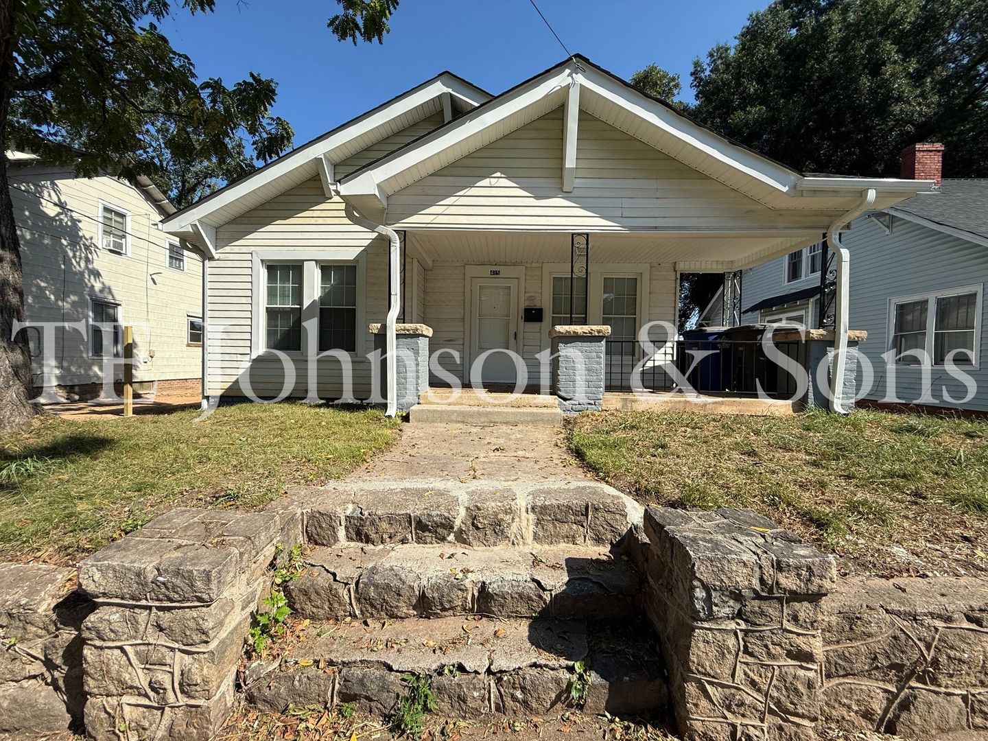 Winston-Salem House: 415 E 16th St