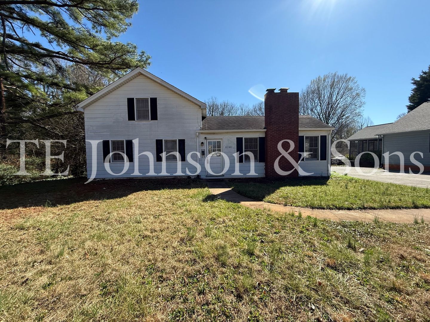 Winston-Salem House: 2350 Silas Creek Parkway