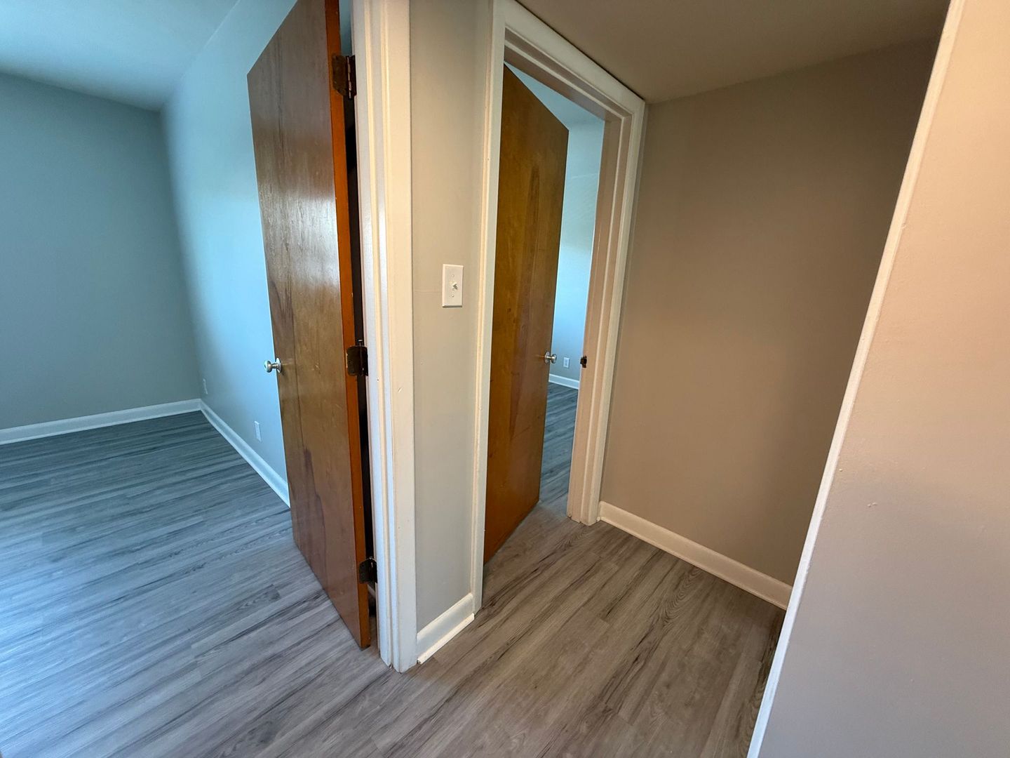2 Bedroom Salem View Apartment! 9 of 12
