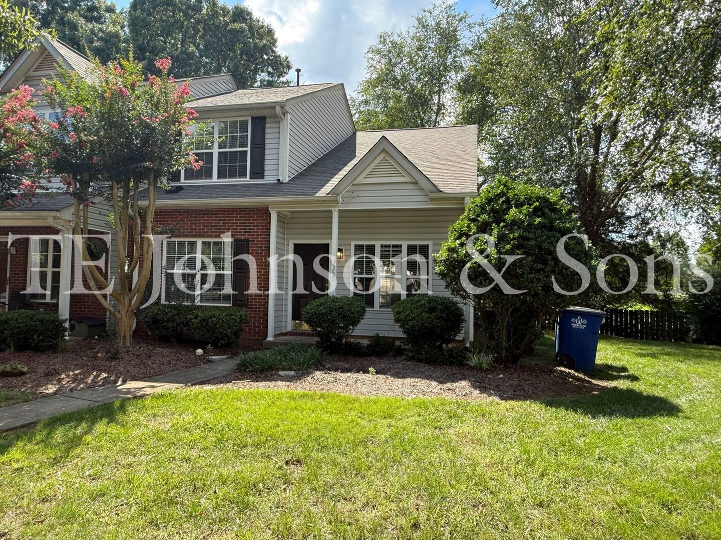 Winston-Salem Townhome: 3355 Kensington Place Unit 504