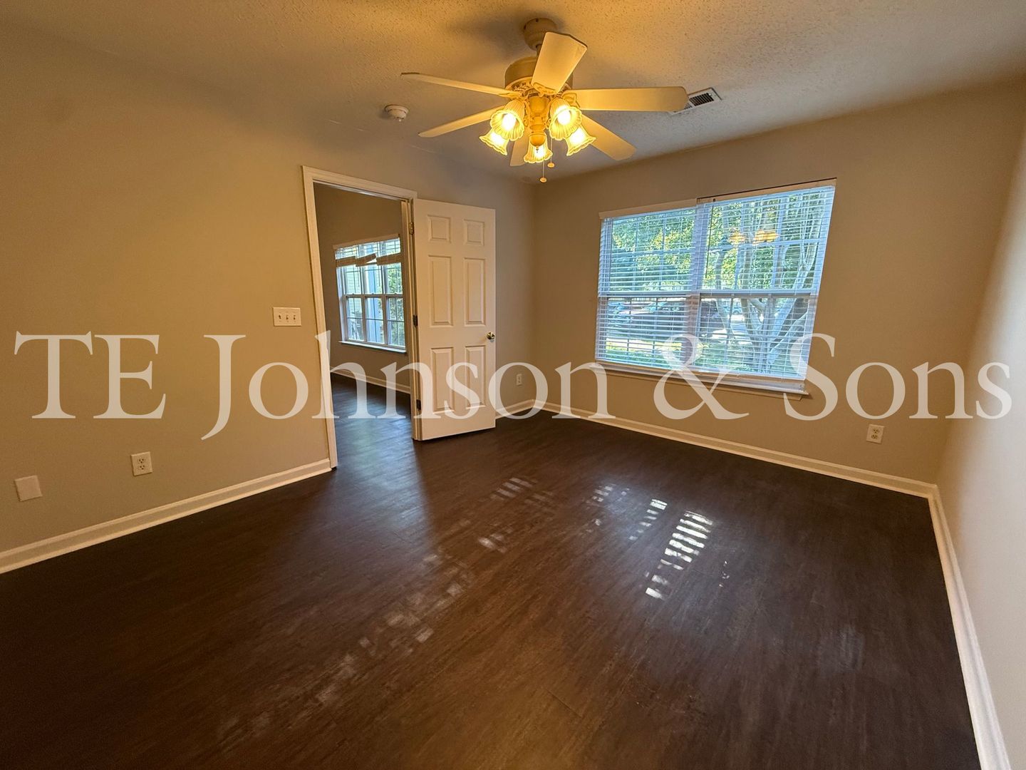 3355 Kensington 7 of 12