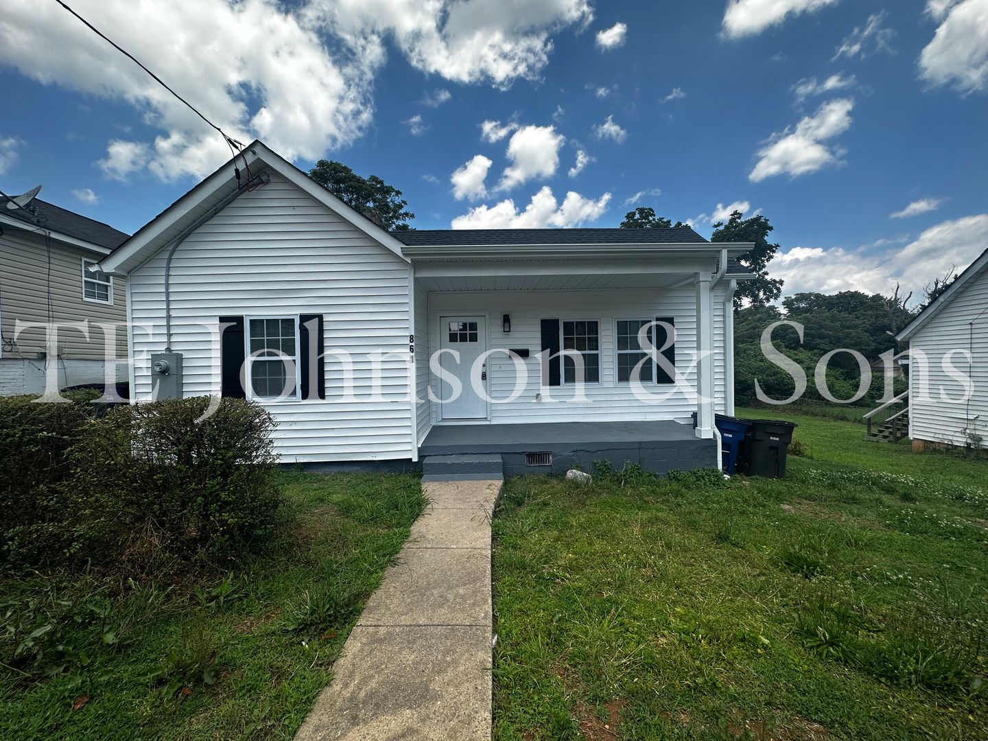 Winston-Salem House: 861 W 12th St