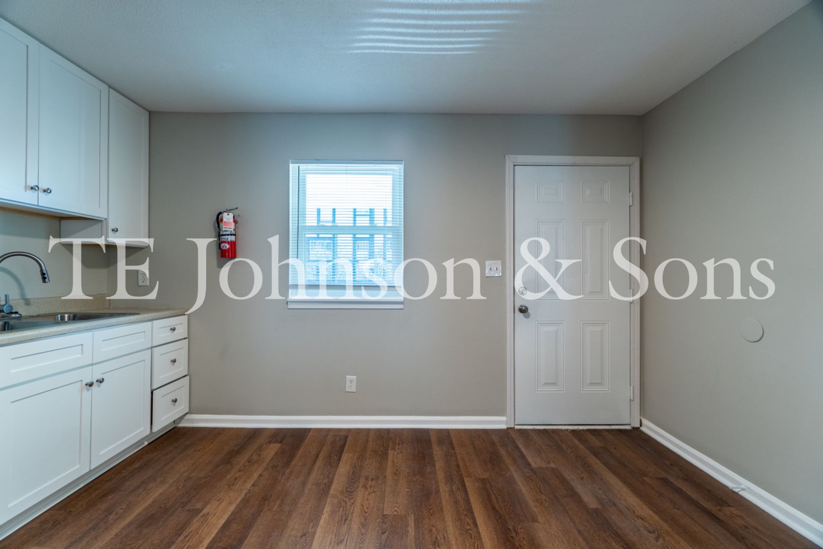 Discover West End Living in This Beautiful 2 Bedroom Apartment 11 of 12