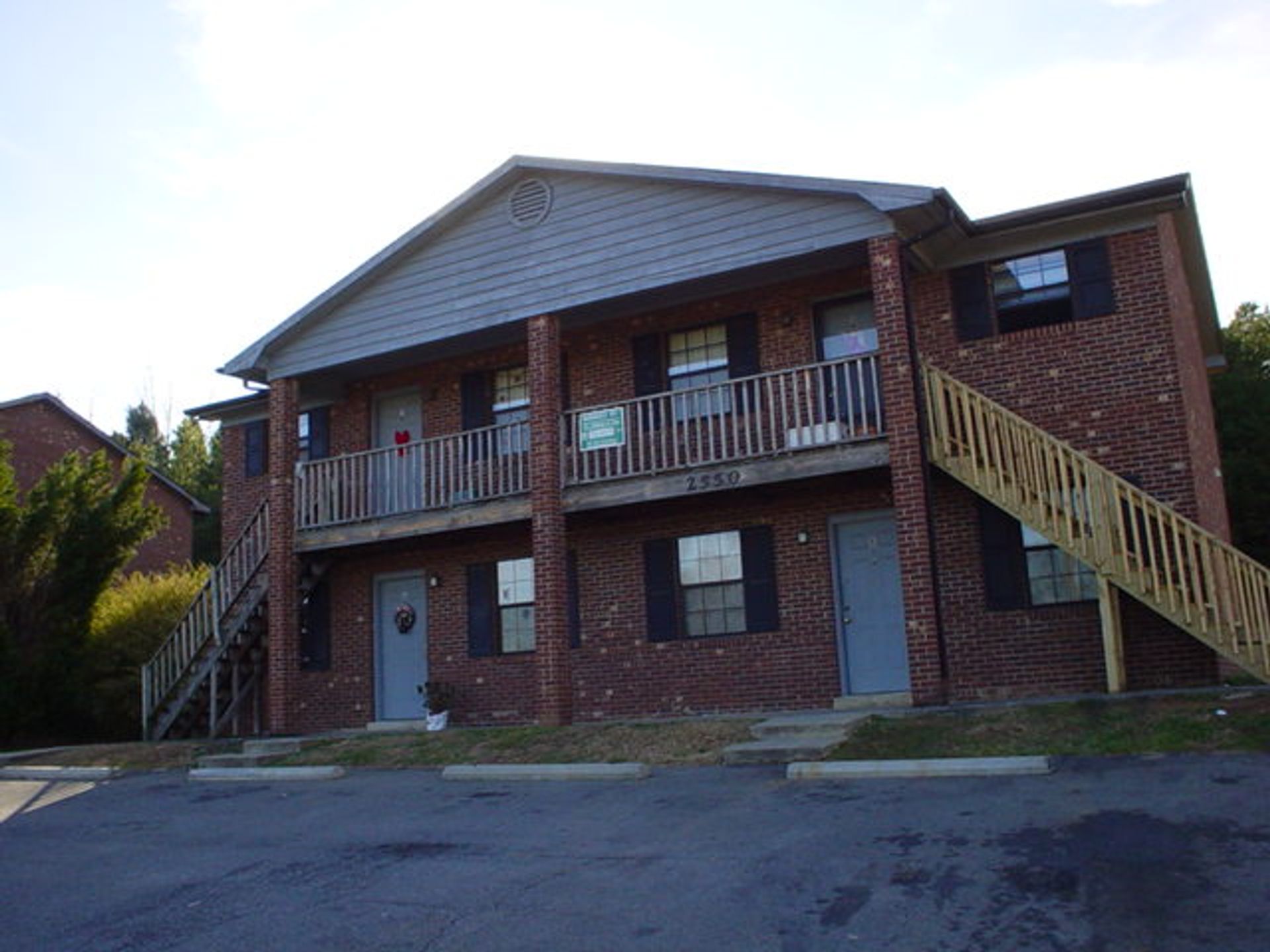 Winston-Salem Apartment: 1606 Oak Croft Dr.