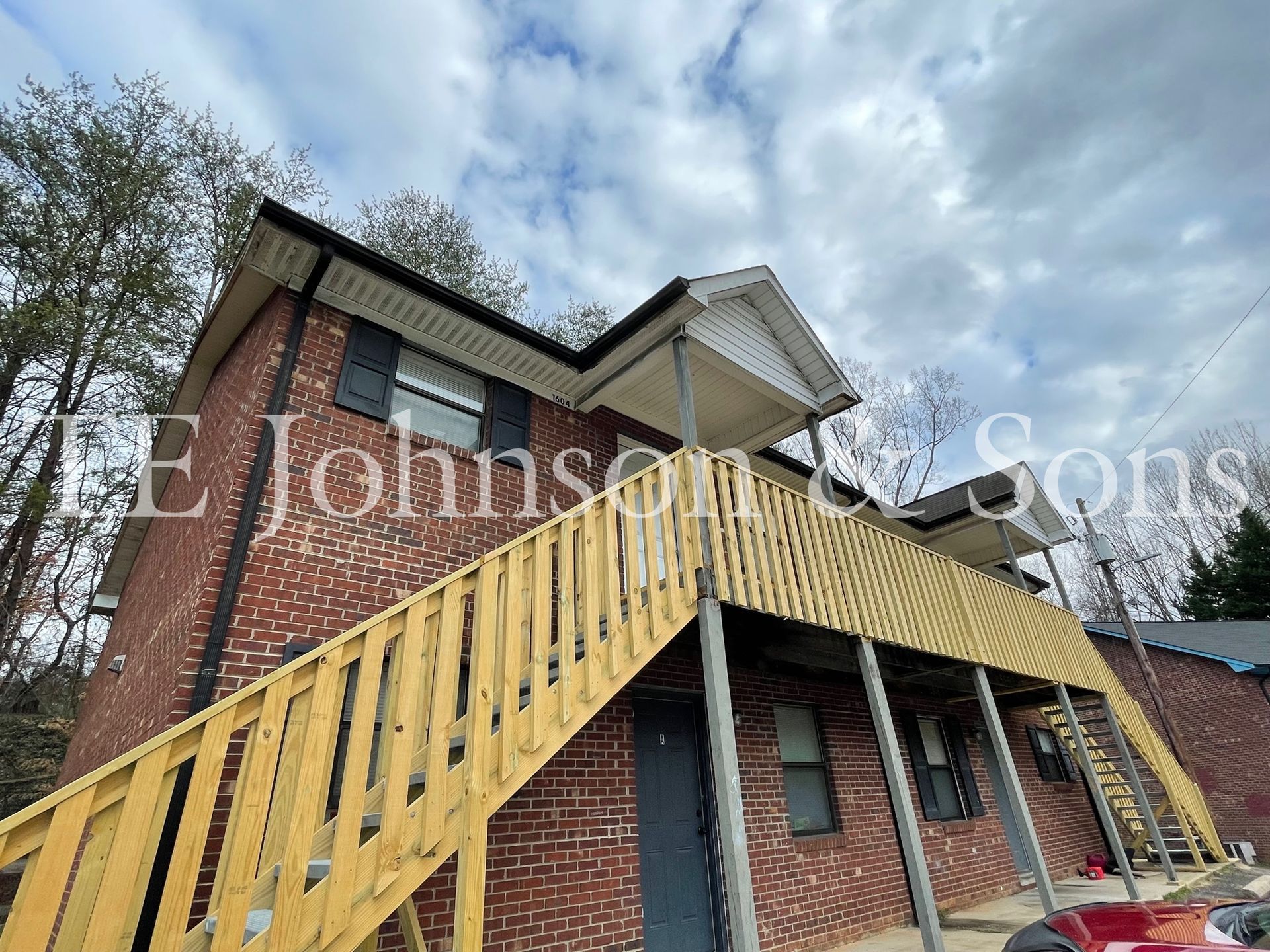 Winston-Salem Apartment: 2404 Markwood LN