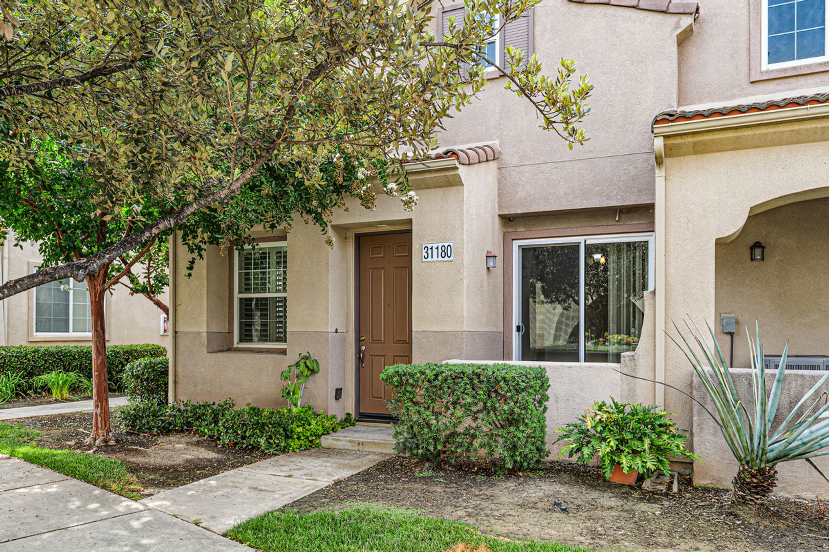 Temecula House: 31180 Lavender Ct.
