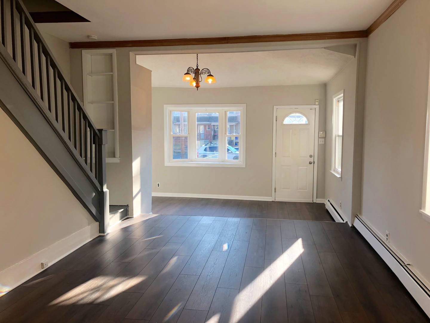 Bristol House: 2119 Wilson Ave