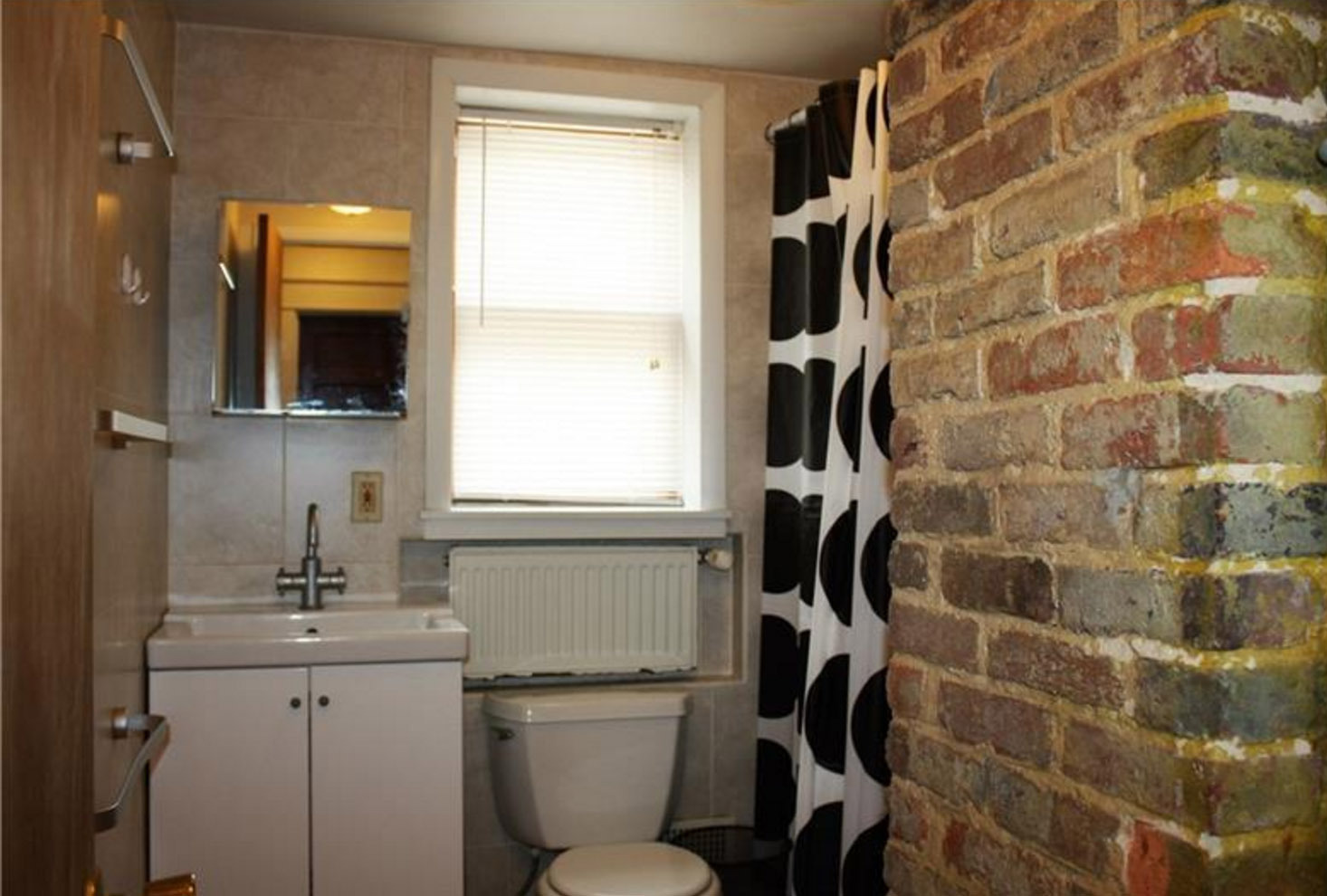 Indiana Apartment: 1291 Philadelphia St.