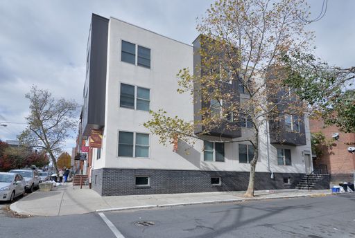 Rental – 1721 West Montgomery Avenue, Philadelphia, PA 19121