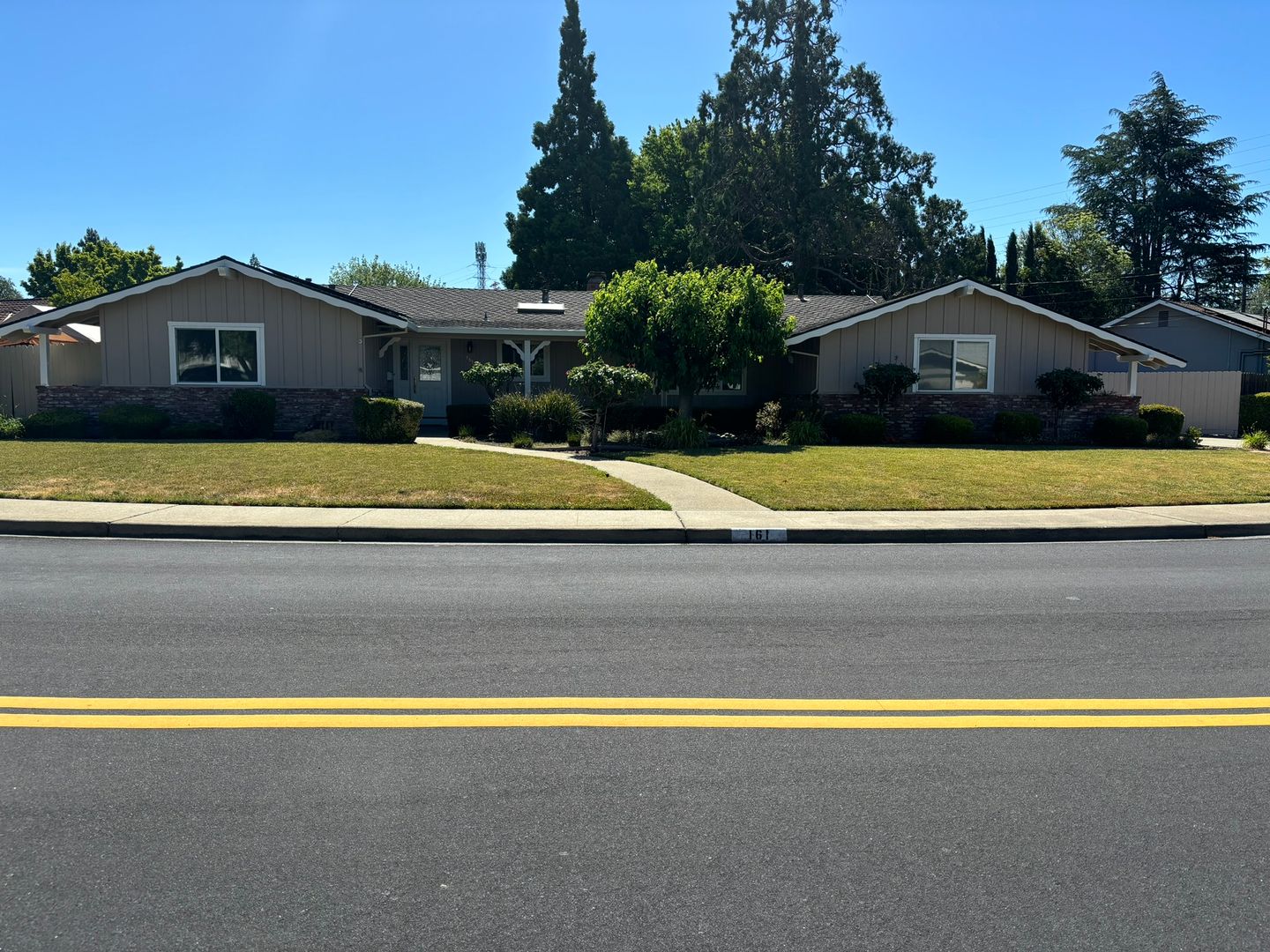 Walnut Creek House: 161 Warwick Drive