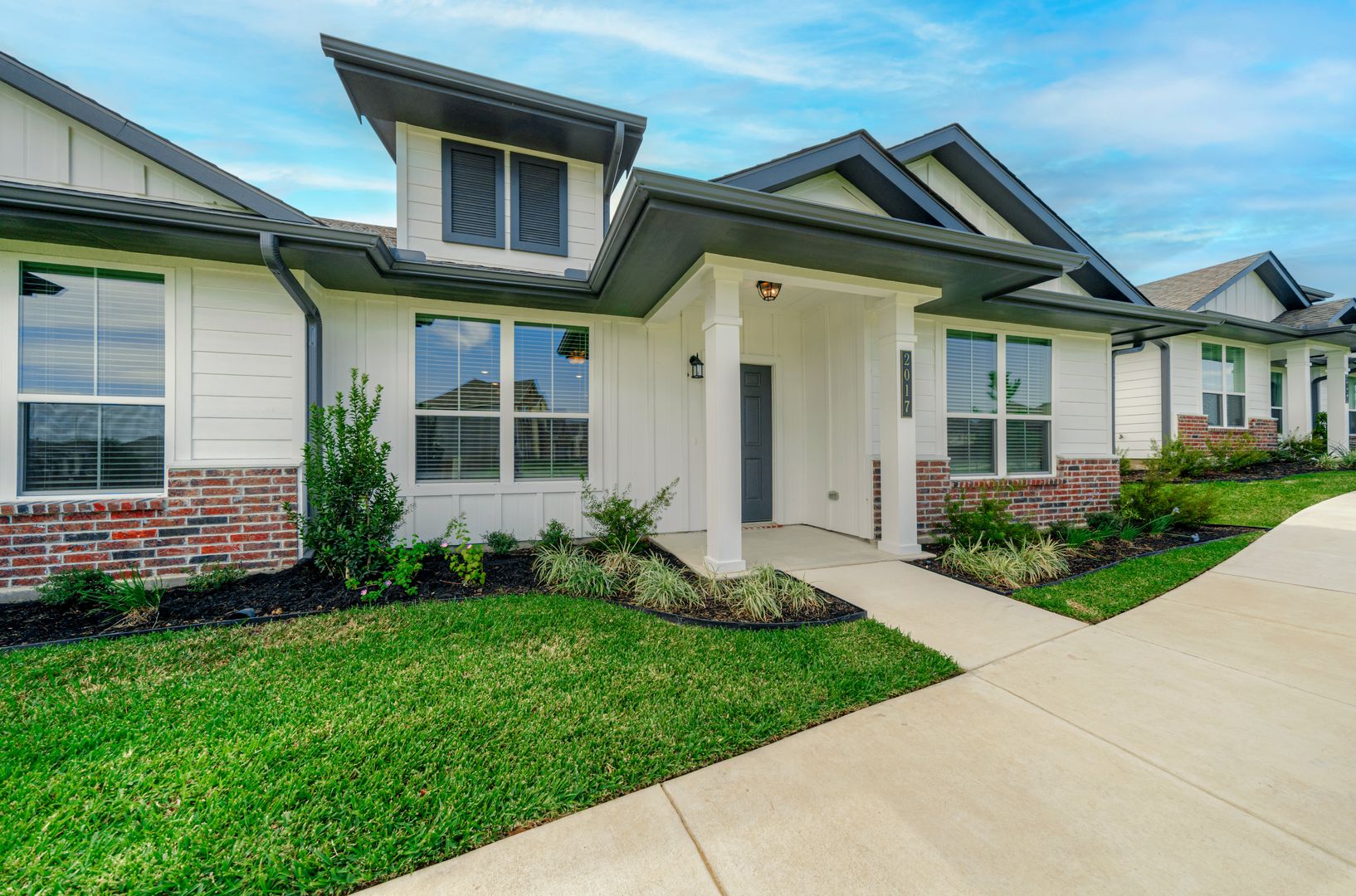 Brenham House: 2039 Vintage Farms Way - 1