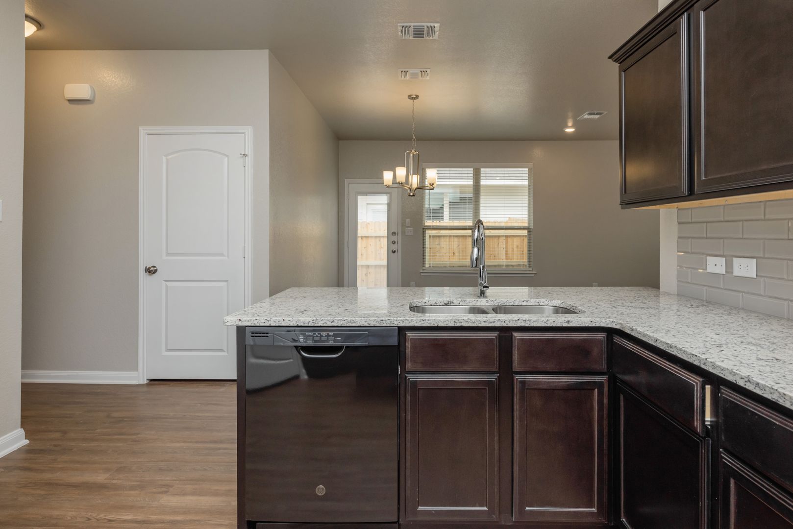 1571 Case Rd - South Pointe 5 of 12