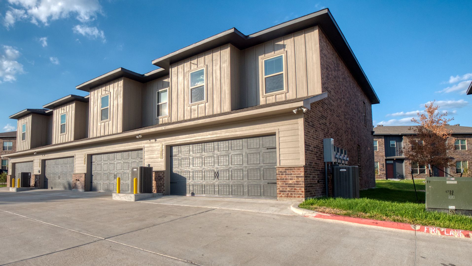4089 Cross Park Dr #511 2 of 12
