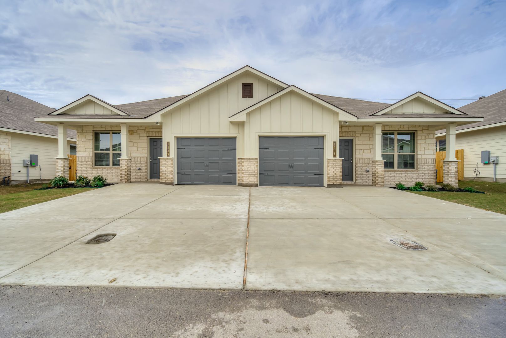 1571 Case Rd - South Pointe 2 of 12
