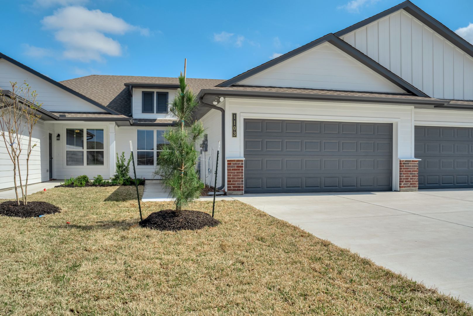 Brenham Townhome: 1143 Trellis Pass - Ash