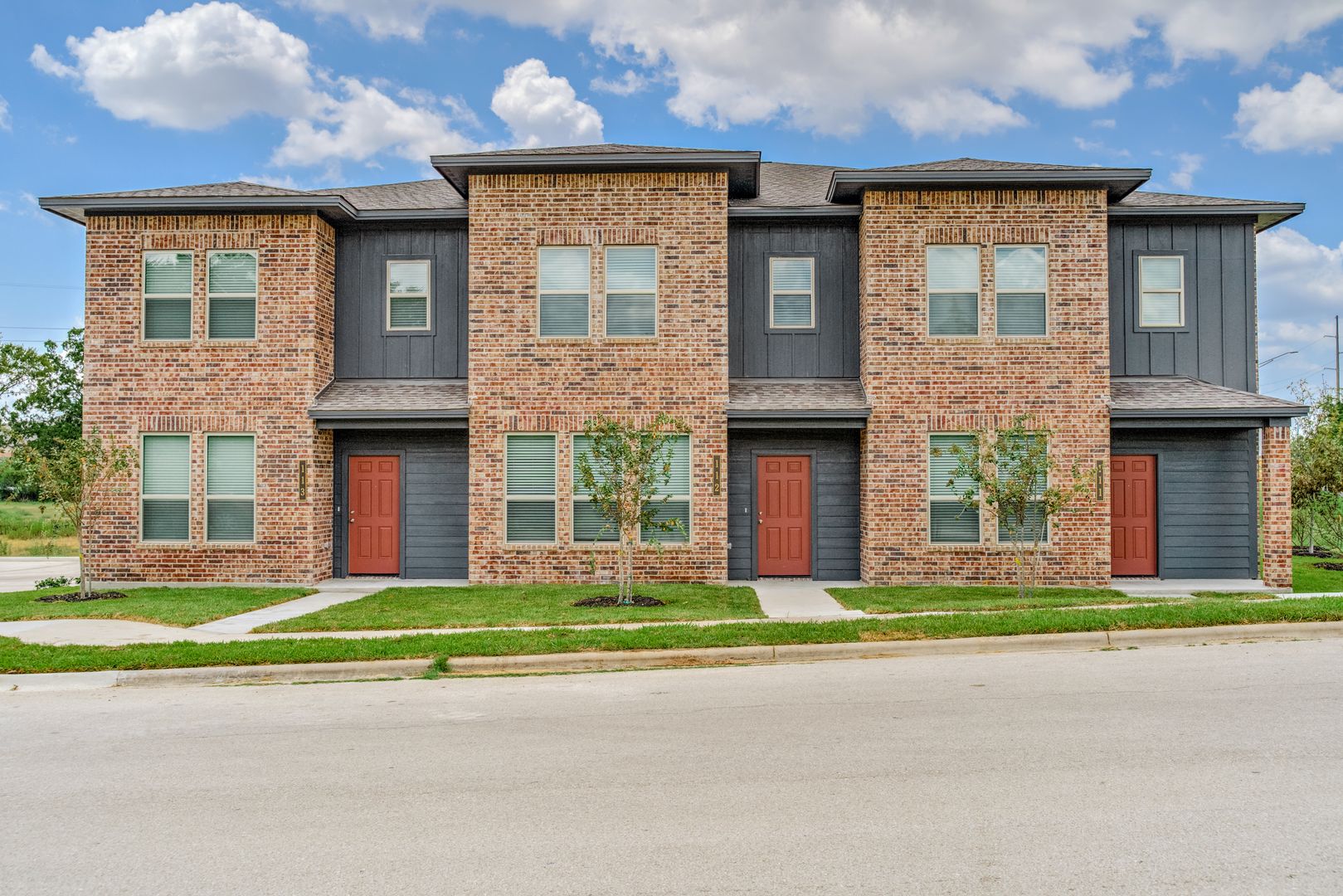 Bryan Townhome: 4089 Cross Park Drive - 1613