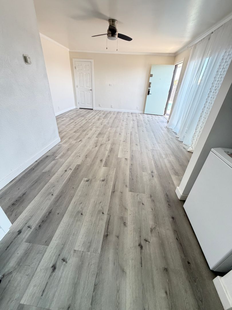 Fantastic & Modern Corner Unit w/ Private Patio 10 of 12