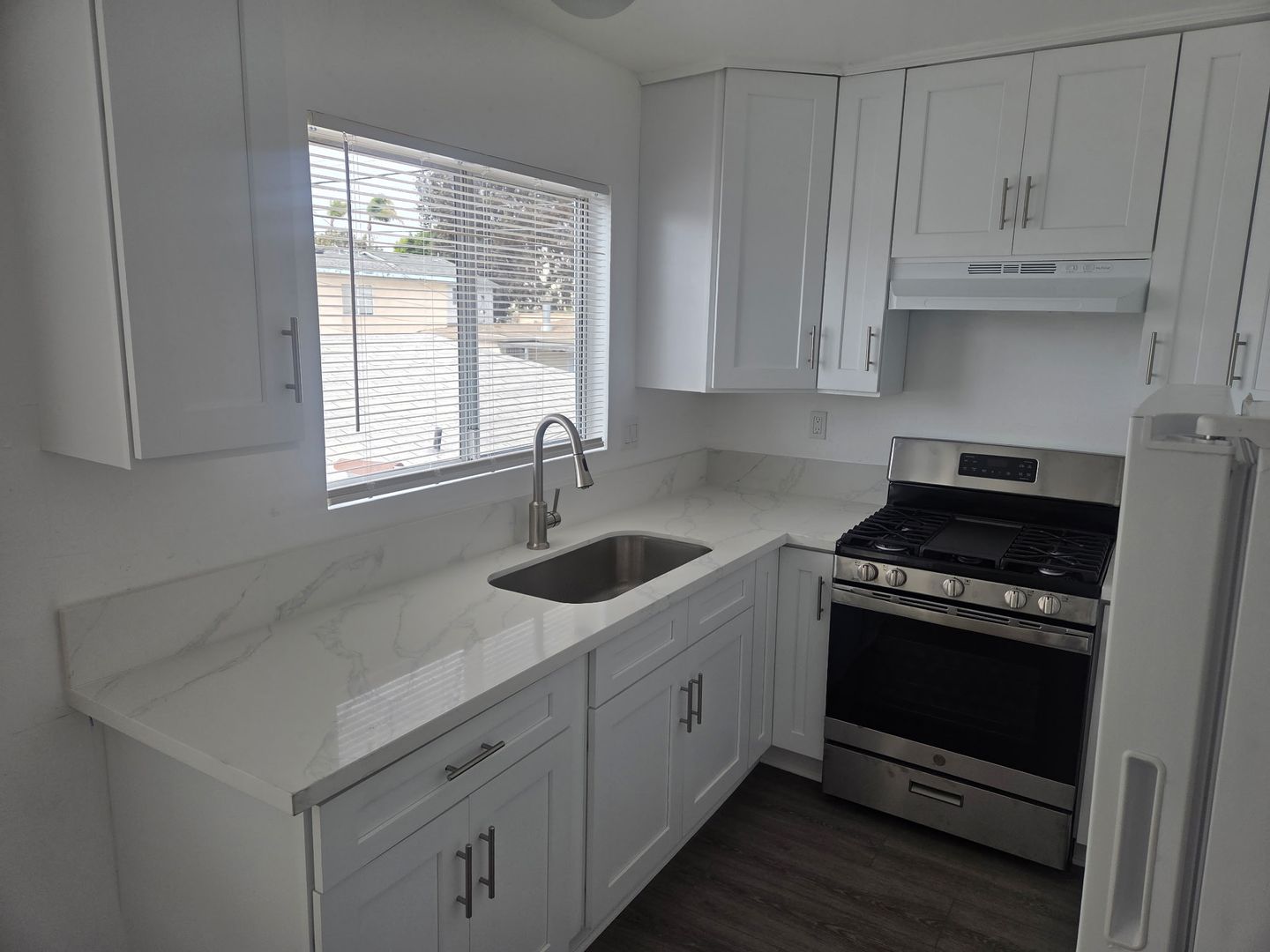 San Diego Apartment: 3741 Marlborough Ave