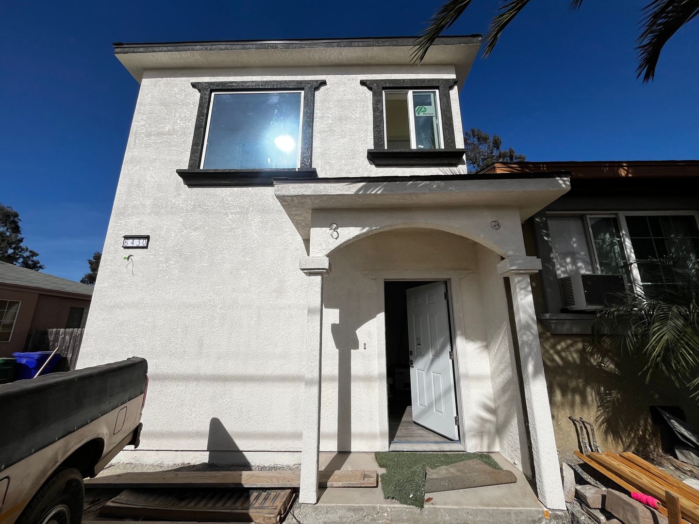 San Diego Condo: 6430 Osler St