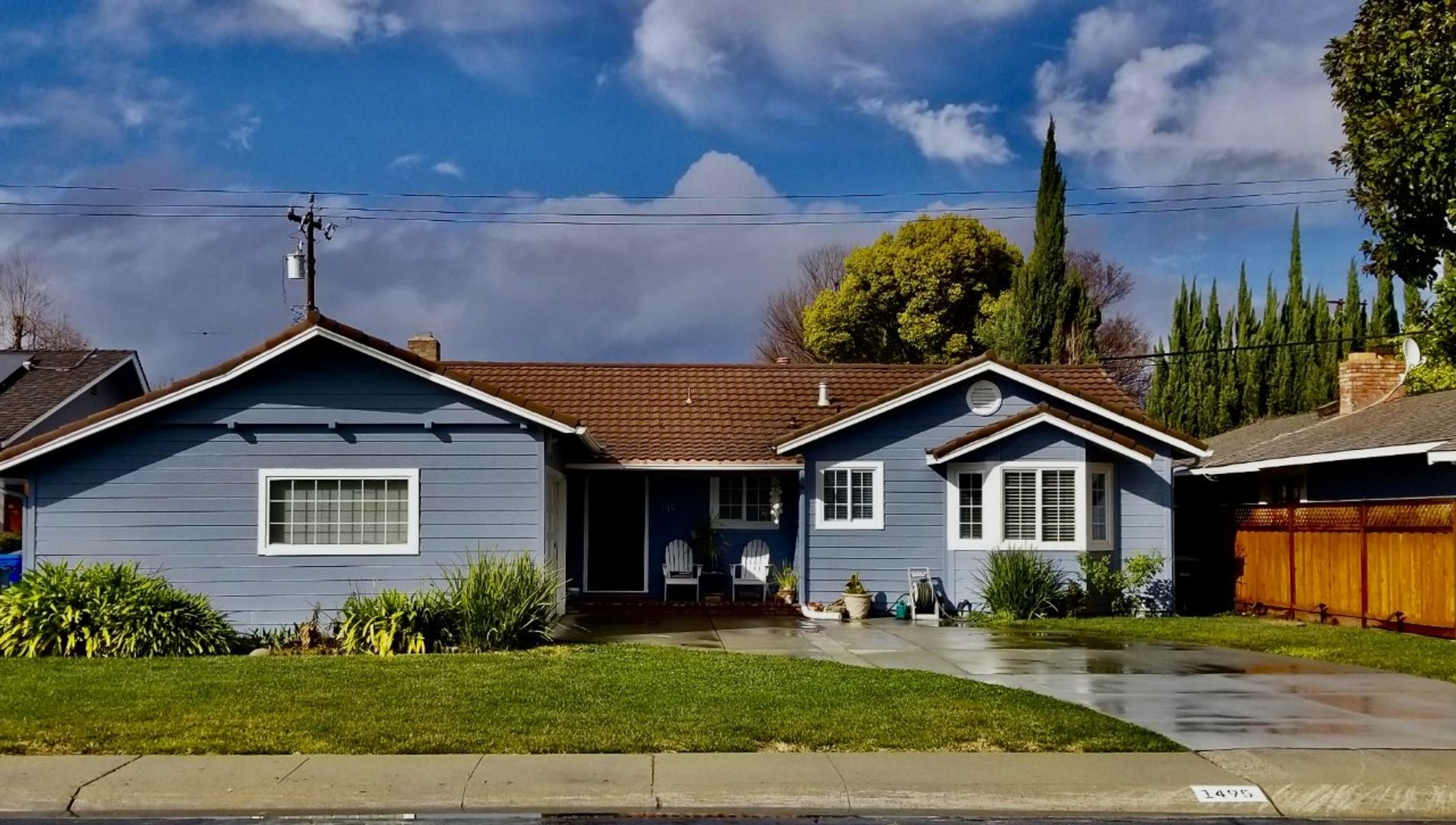 Campbell House: 1495 Patio Dr