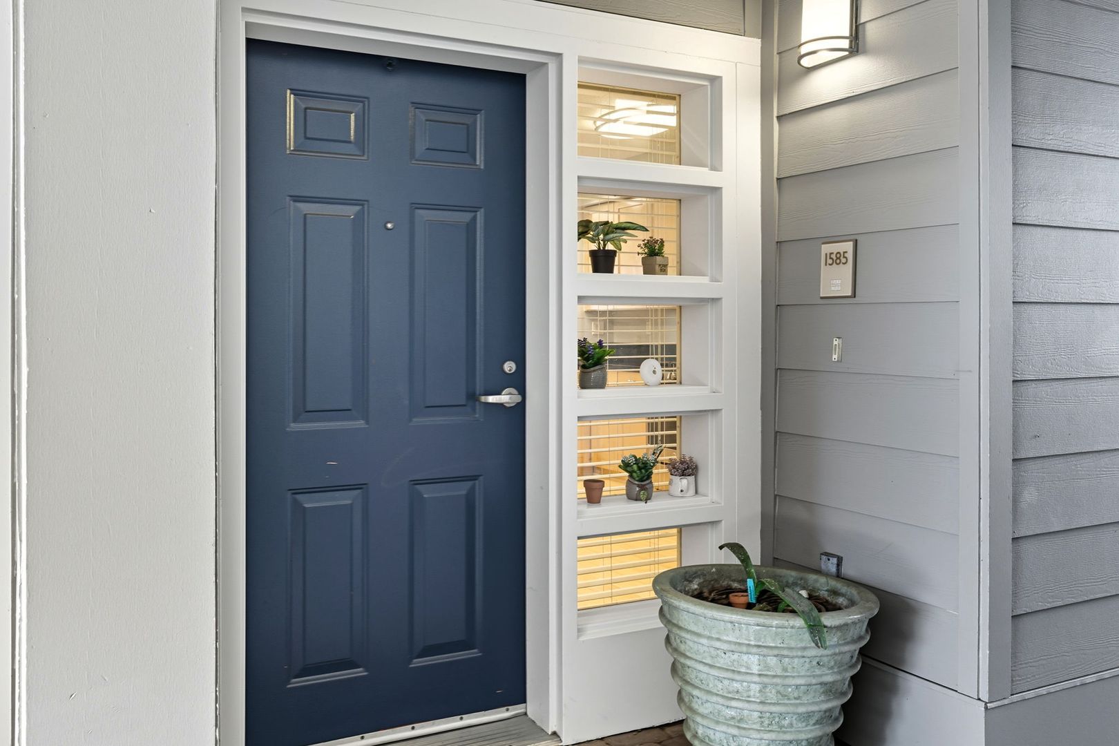 Emeryville House: 1585 Brunswig Ln